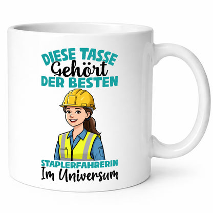 Im Universum: Staplerfahrerin | Gabelstapler Humor Geschenkidee Tasse
