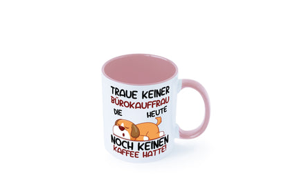 Traue keiner Bürokauffrau | Kauffrau lustig Arbeit Kollegen Büro Geschenk Tasse