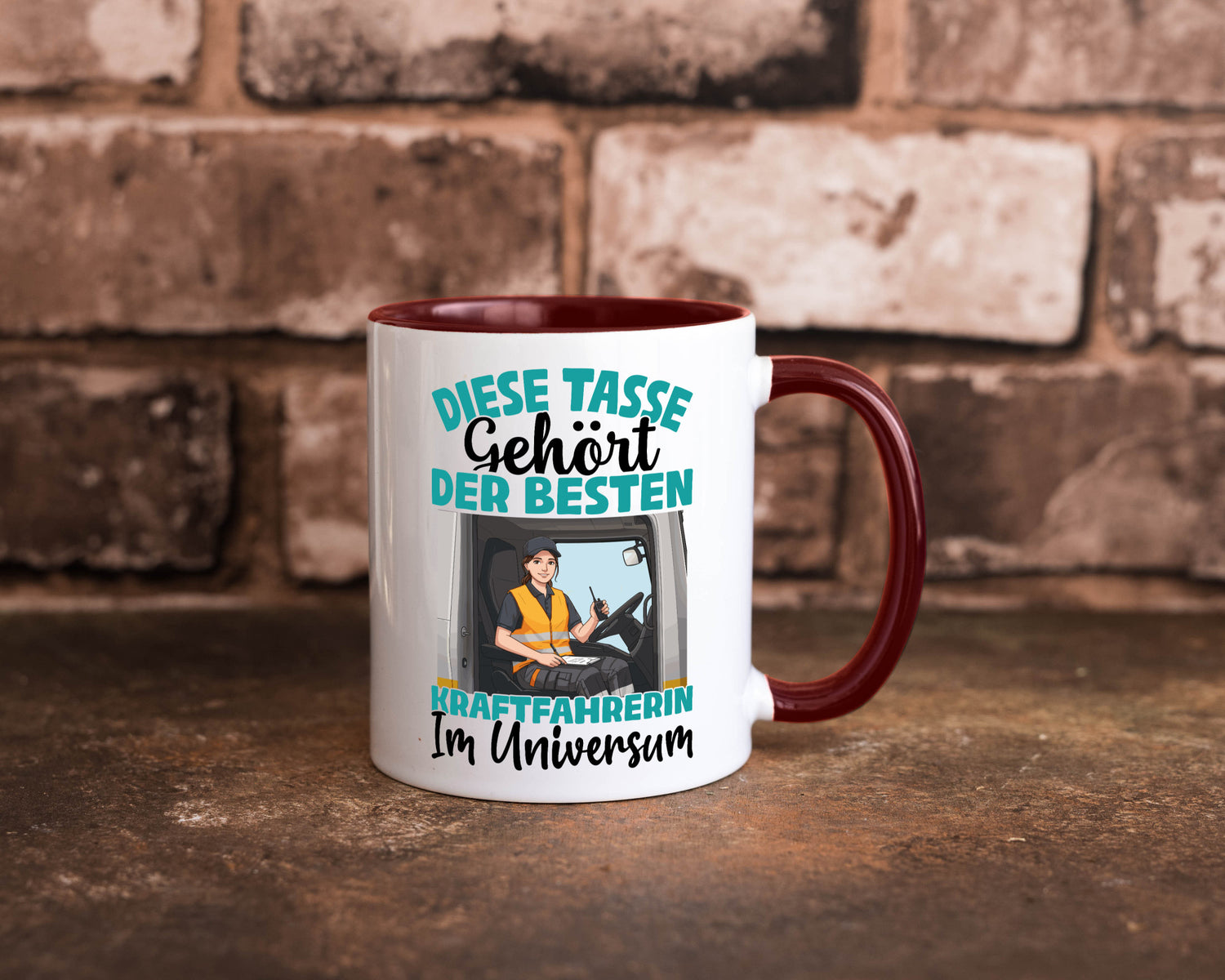 Im Universum: Kraftfahrerin | Lastwagen LKW lustig Humor Geschenkidee Geschenk