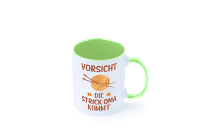 Vorsicht, Strickoma kommt | Wolle Stricknadeln Humor Familie Geschenkidee Tasse