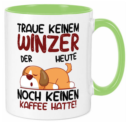 Traue keinem Winzer | Weinbauer Wein Geschenkidee Humor Tasse