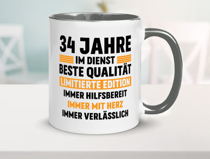 34 Jahre im Dienst | Jubiläum Arbeit v2 Humor Kollegen Büro Geschenkidee Tasse