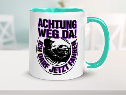 Achtung weg da ich darf jetzt Fahren | Führerschein lustig Humor Geschenkidee