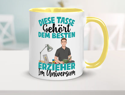 Im Universum: Erzieher | Pädagoge Schule lustig Humor Geschenkidee Geschenk
