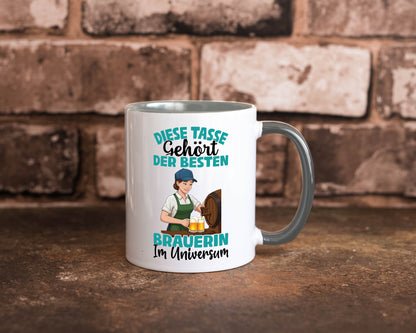 Im Universum: Brauerin | Bier Brauerei lustiger Spruch Geschenk Humor