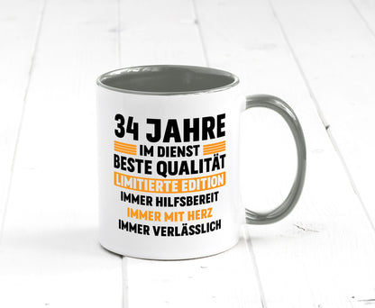 34 Jahre im Dienst | Jubiläum Arbeit v2 Humor Kollegen Büro Geschenkidee Tasse