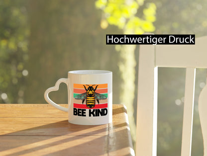 Bee Kind | Biene Imker lustiger Spruch Geschenk Humor Geschenkidee Tasse