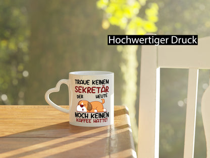 Traue keinem Sekretär | Büro lustiger Spruch Geschenk Arbeit Kollegen Tasse