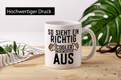 Richtig cooler Bademeister | Daumen hoch Schwimmbad lustig Humor Geschenkidee