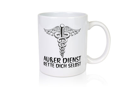 Außer Dienst | Sanitäter Rettung Rettungsdienst Puls Geschenkidee Humor Tasse