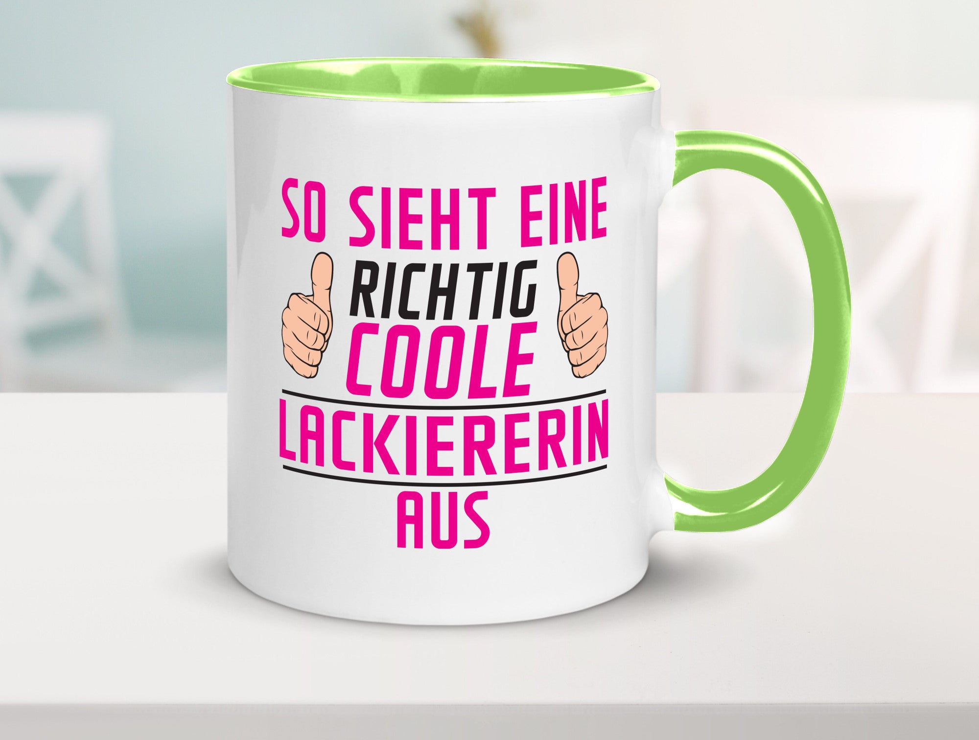 Richtig Coole Lackiererin | lackieren Geschenkidee Humor Tasse