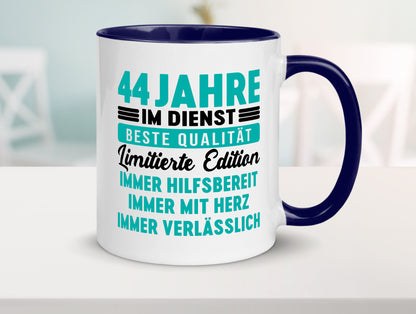 44 Jahre im Dienst | Jubiläum Arbeit v5 lustig Kollegen Büro Geschenk Tasse