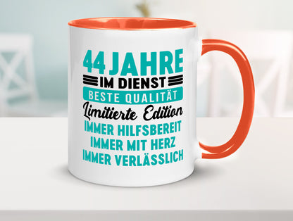 44 Jahre im Dienst | Jubiläum Arbeit v5 lustig Kollegen Büro Geschenk Tasse