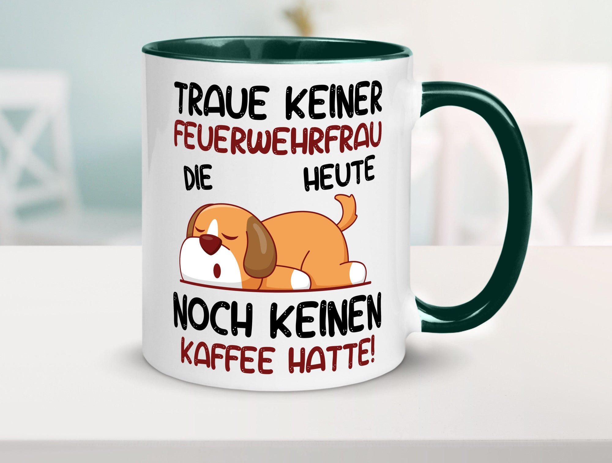 Traue keiner Feuerwehrfrau | Feuerwehr lustig Humor Geschenkidee Geschenk Tasse