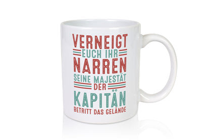 Verneigt euch: Kapitän | Schiffskapitän Schiff Geschenkidee Humor Tasse