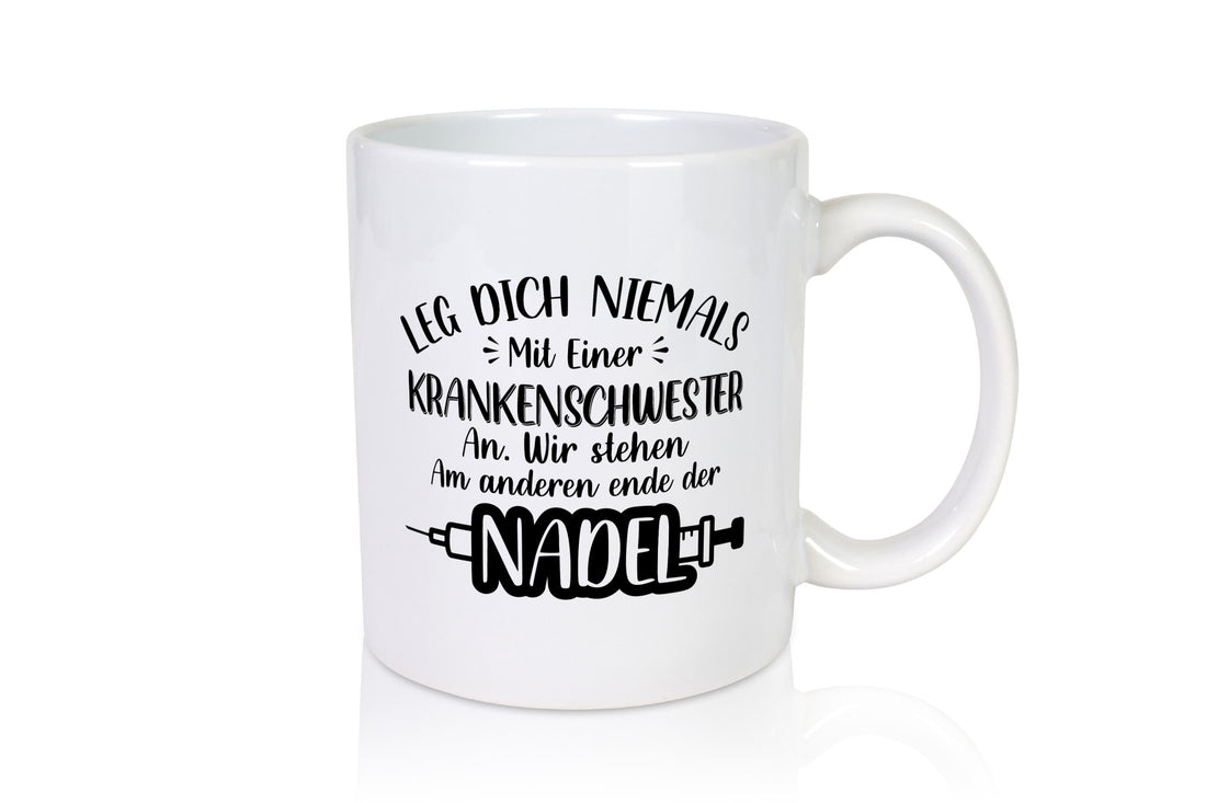 Krankenschwestern am anderen Ende der Nadel | Spritze lustiger Spruch Geschenk