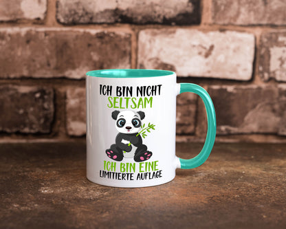 Ich bin nicht seltsam | süßer Pandabär lustiger Spruch Humor Geschenkidee Tasse