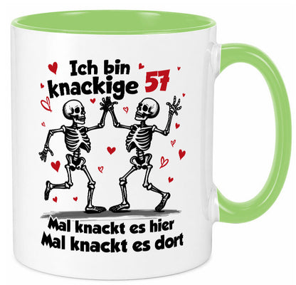 57. Geburtstag | Knackige 57 Ich bin alt lustig Geschenkidee Geschenk Tasse