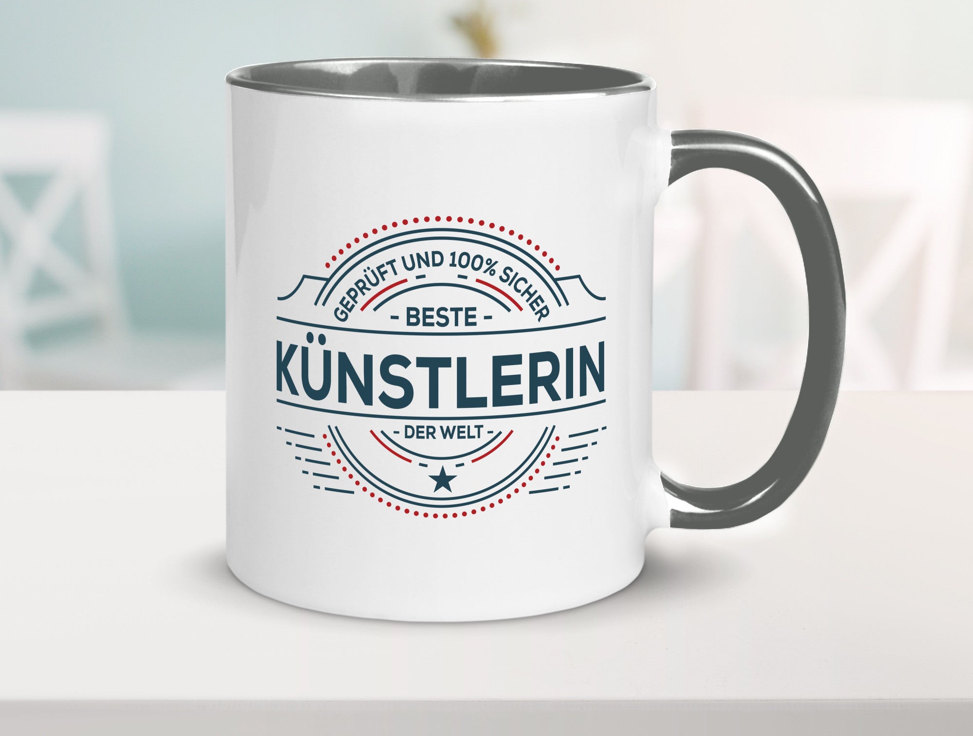 Geprüft und sicher: Künstlerin| Spruch lustig | Kunst Humor Geschenkidee Tasse