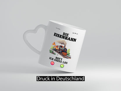 Die eisenbahn ruft an | Lockführer zug v2 Humor Geschenkidee Tasse