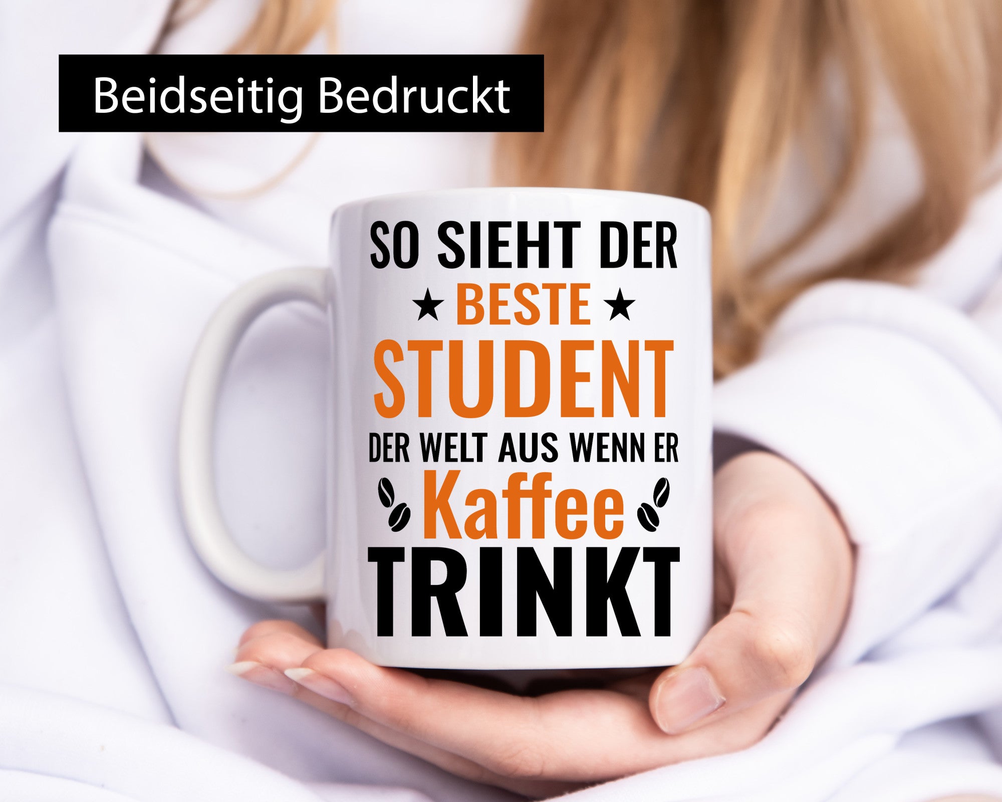 Kaffee trinkt: Student | Universität Uni Studium Humor Geschenkidee Tasse