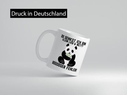 Klein Lieb und Nett | süßer Pandabär lustiger Spruch Geschenk Humor
