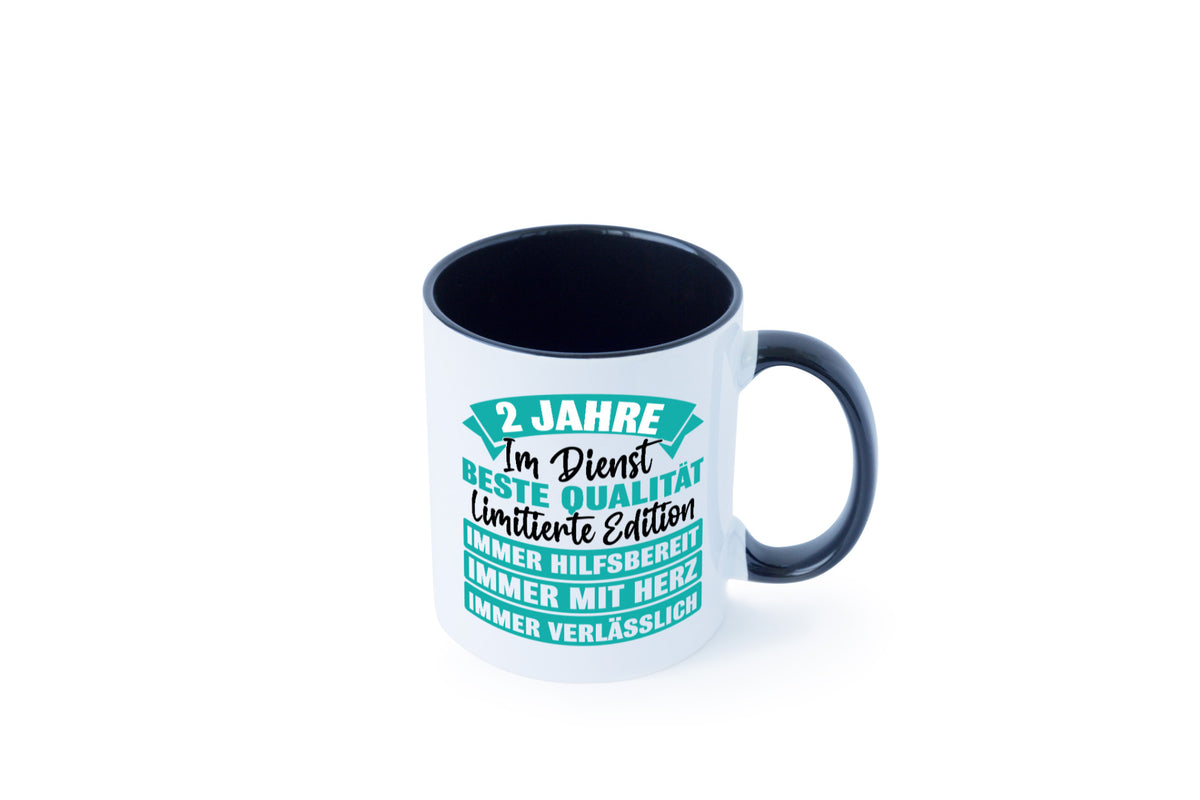 2 Jahre im Dienst | Jubiläum Arbeit v2 Geschenk Kollegen Büro lustiger Spruch Tasse