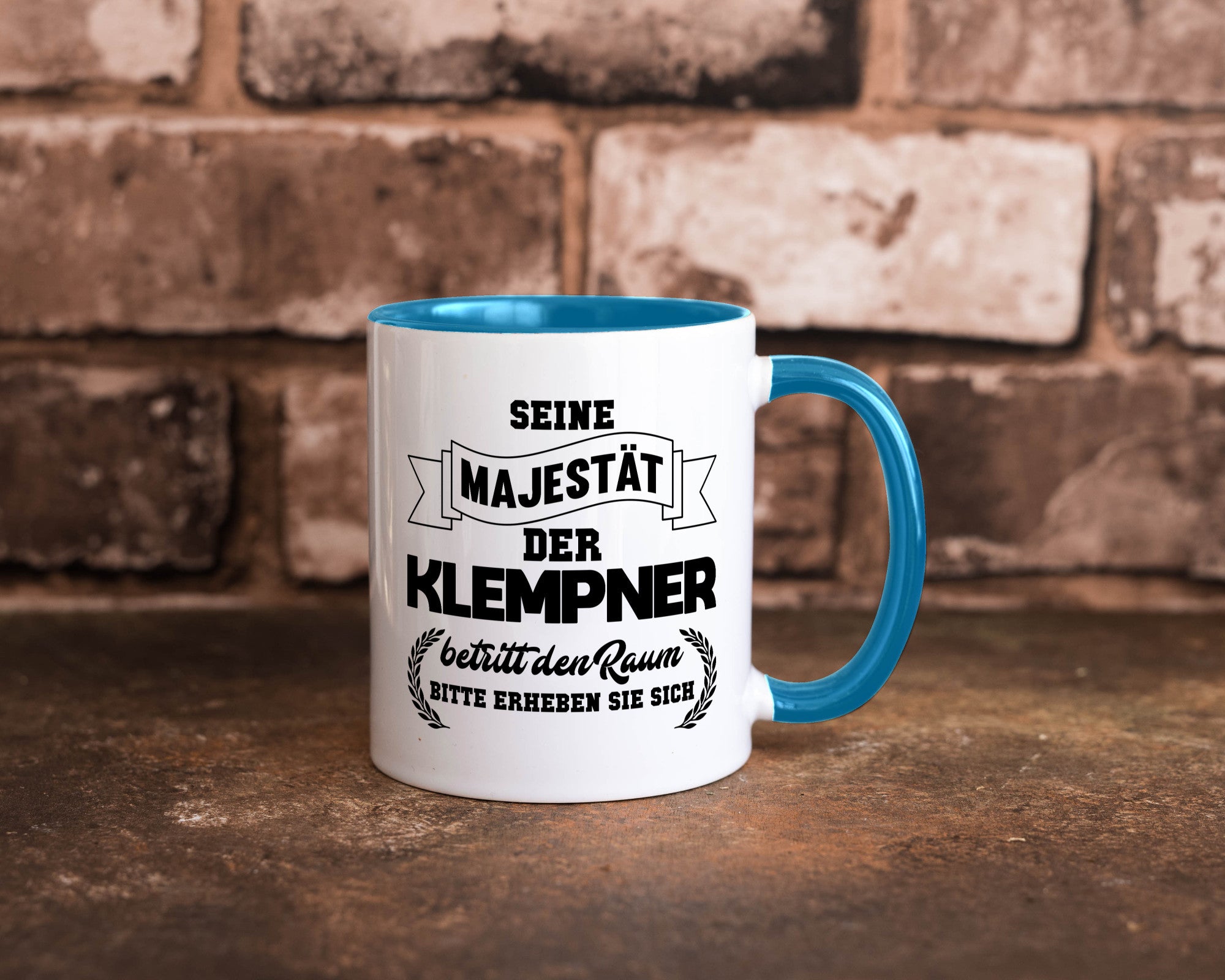 Der Klempner betritt den raum | Geschenk Humor Geschenkidee lustiger Spruch