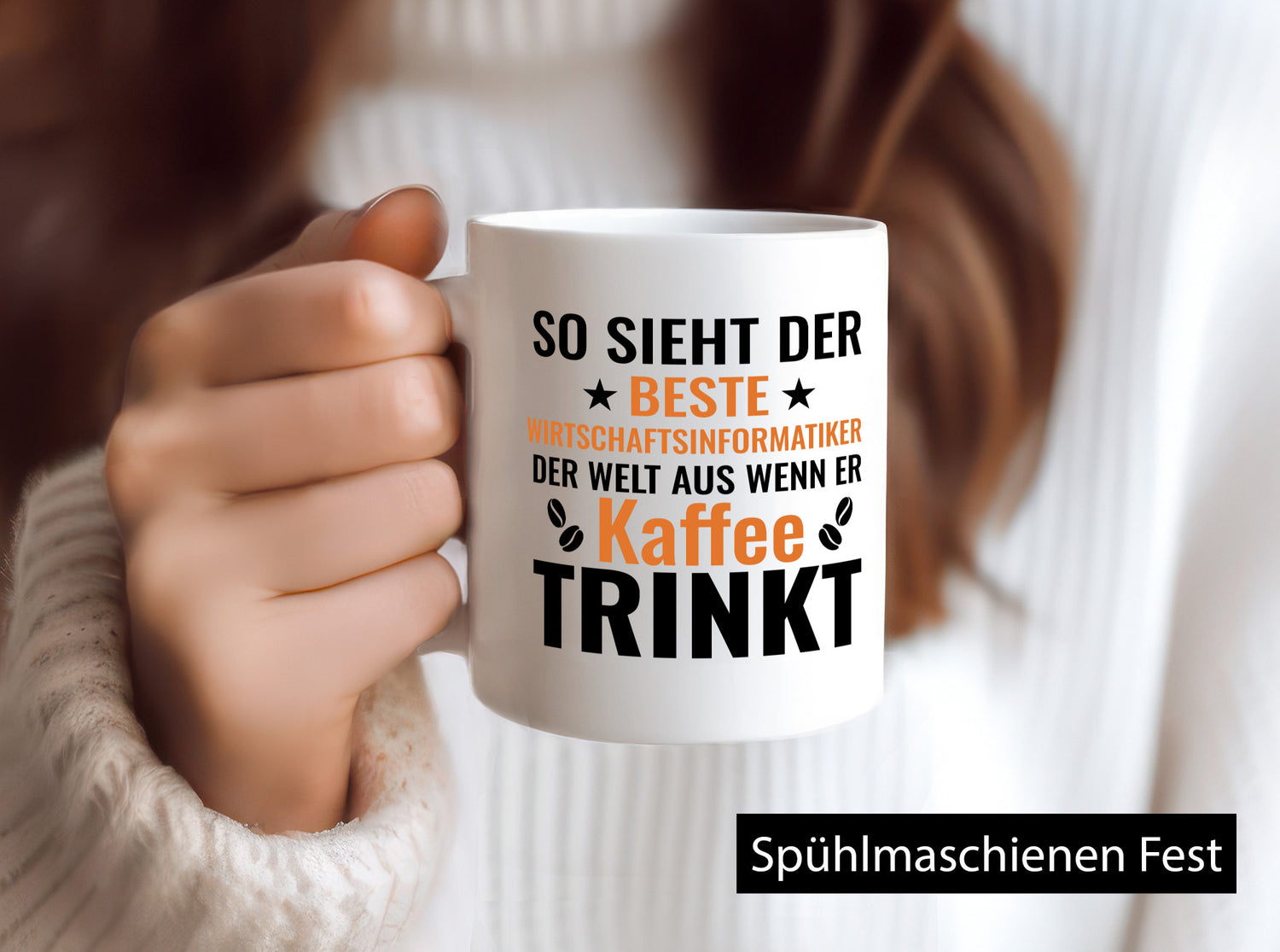 Kaffee trinkt: Wirtschaftsinformatiker | Informatik Humor Geschenkidee Tasse