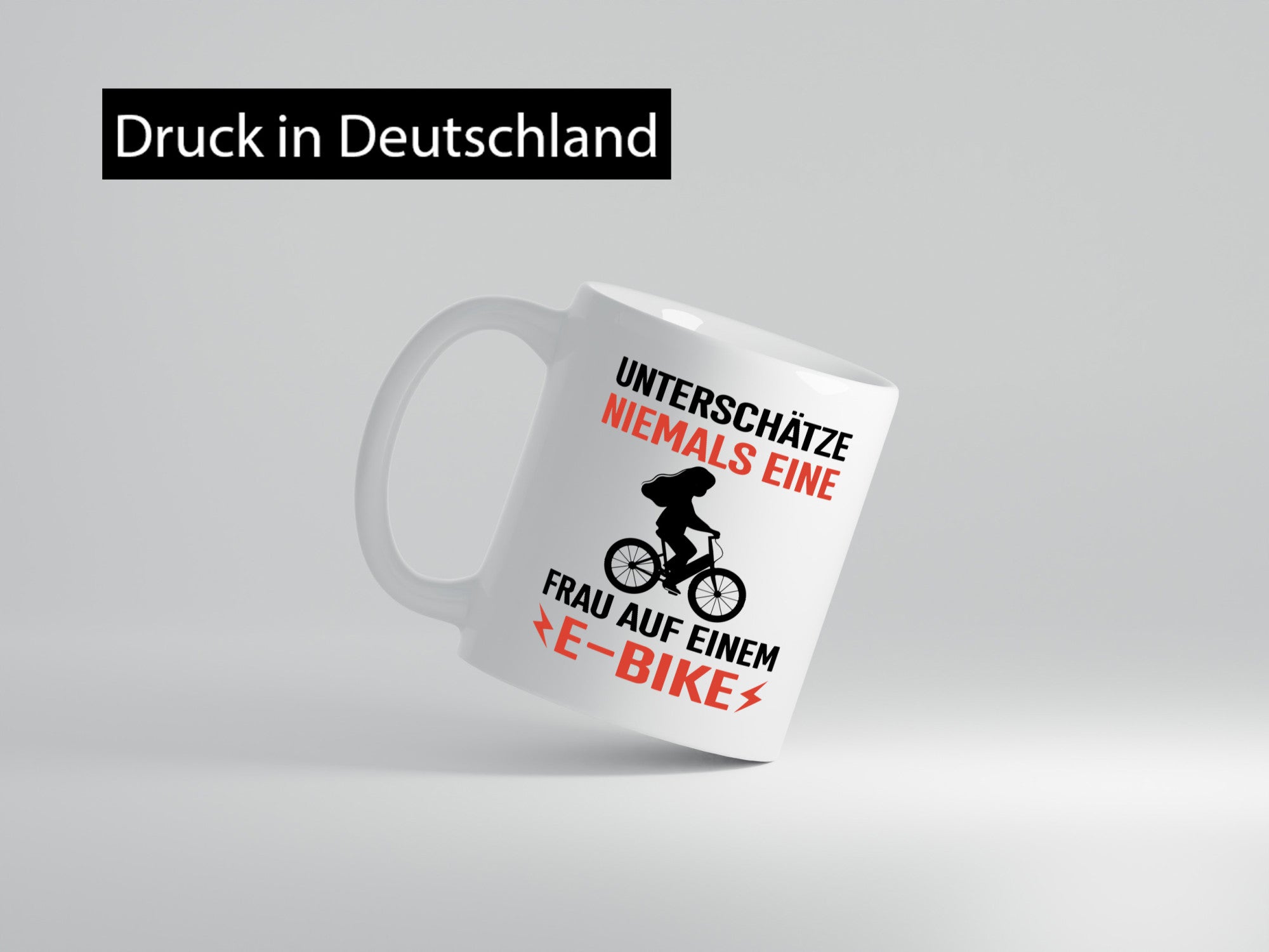 Alte Frau auf dem E-Bike | Fahradfahren Geschenk Humor Geschenkidee lustiger