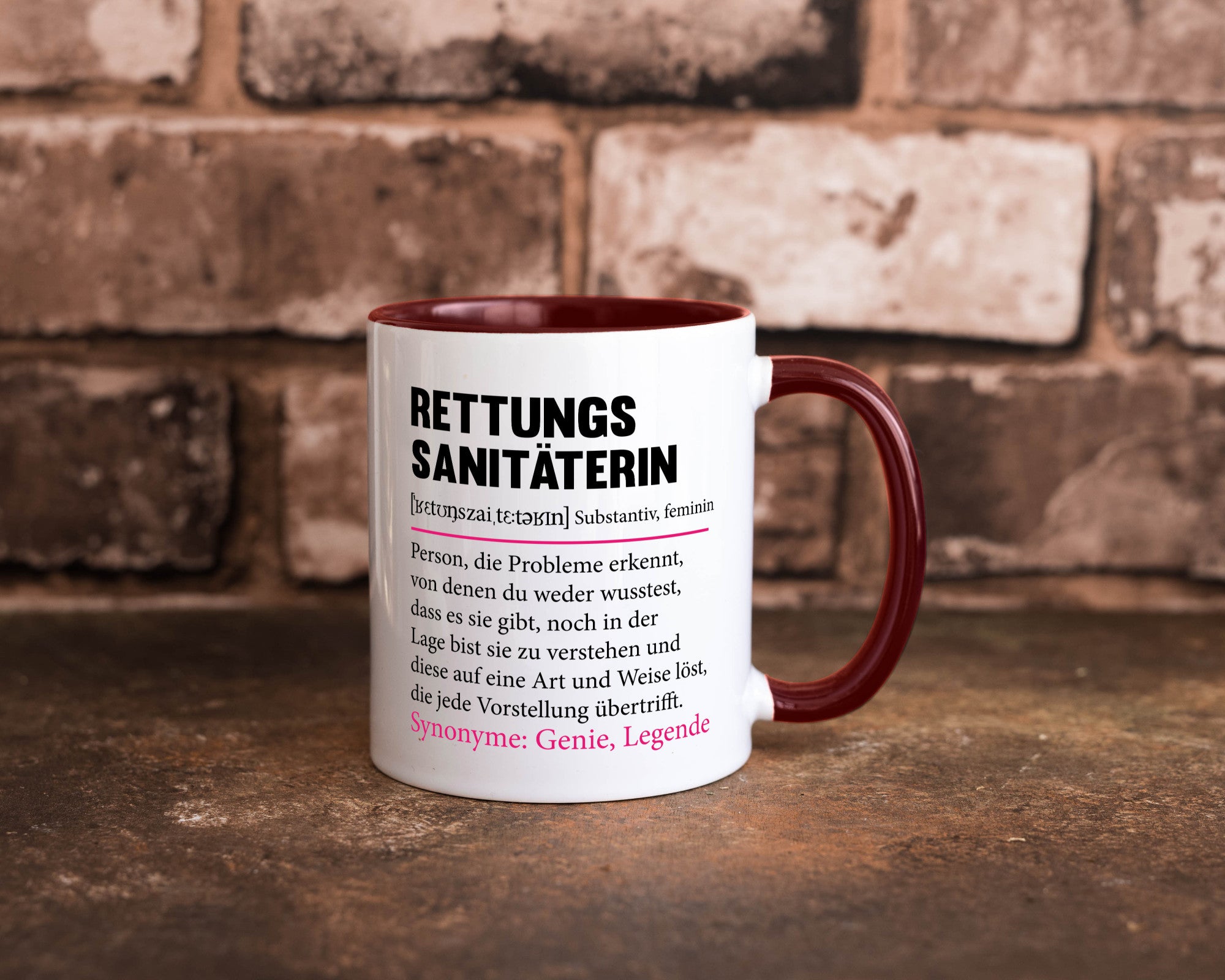 Rettungssanitäterin | Beruf Sanitäter Spruch v2 Humor Arbeit Kollegen Büro