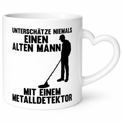 Unterschätze keinen Mann mit Metalldetektor | Geschenkidee Humor Tasse