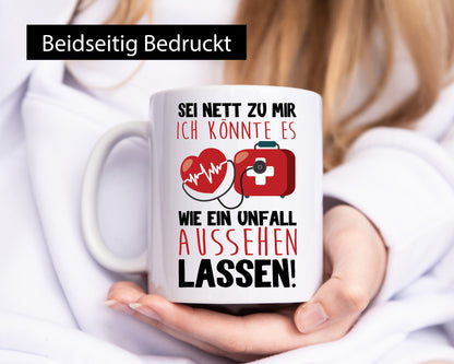 Sei nett zu mir Geschenk Humor Geschenkidee lustiger Spruch Tasse