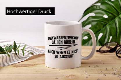 Ich arbeite, sieht nicht so aus | Softwareentwickler IT lustiger Spruch