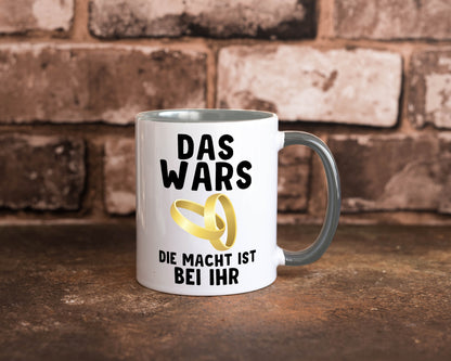 Die macht ist bei ihr | Hochzeit Tasse Ehemann Ehe Geschenk Humor Geschenkidee