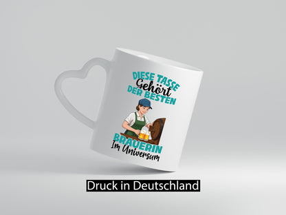 Im Universum: Brauerin | Bier Brauerei lustiger Spruch Geschenk Humor