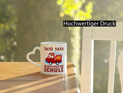 Bär in Feuerwehrauto | Tatü Tata Einschulung Tasse Humor Geschenkidee