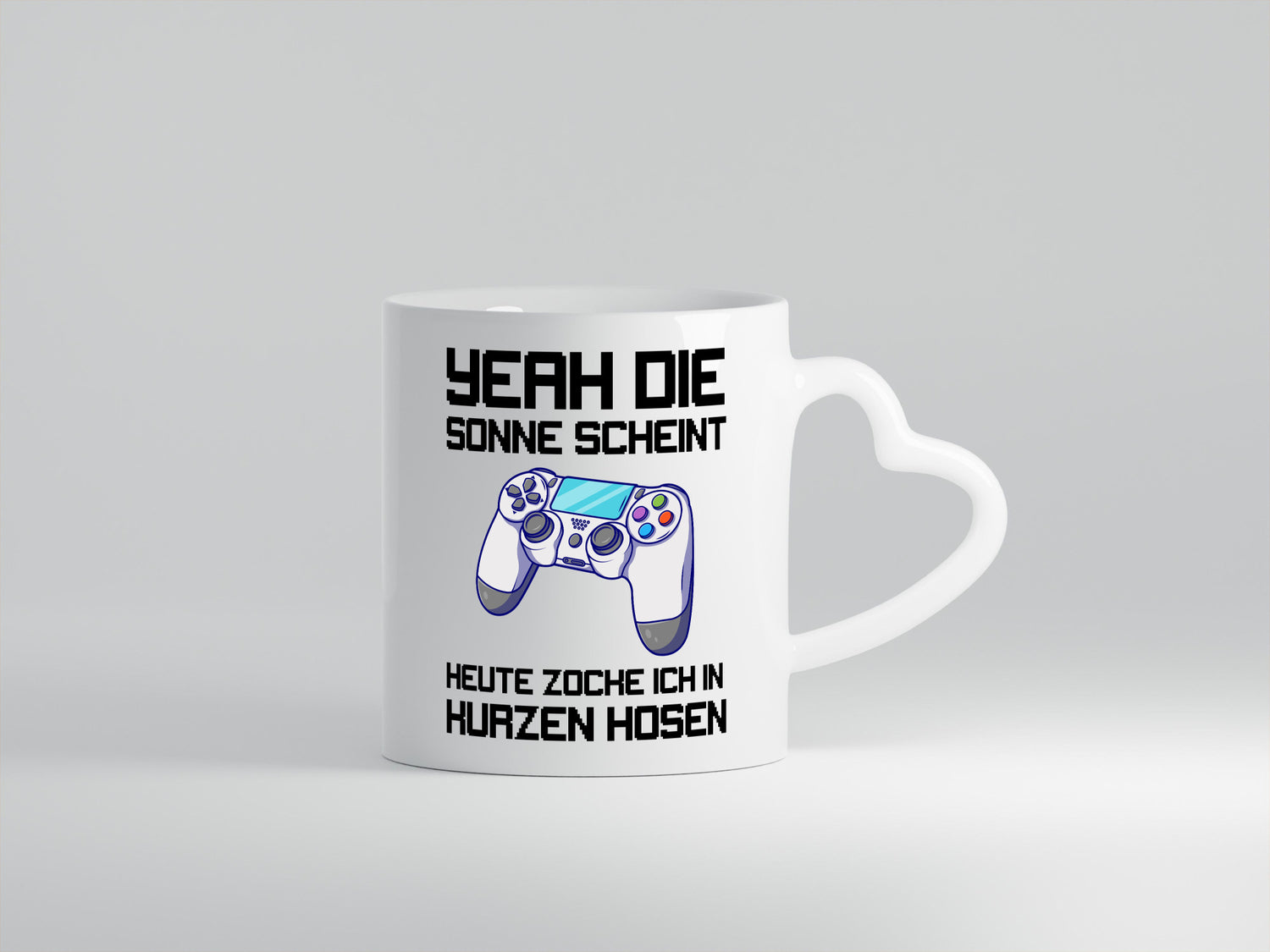 Zocken in kurzen Hosen | Gamer Tasse Statement Humor Geschenkidee