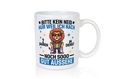 2 Jahre im Dienst | Arbeitsjubiläum Arbeit lustig Kollegen Büro Geschenk Tasse
