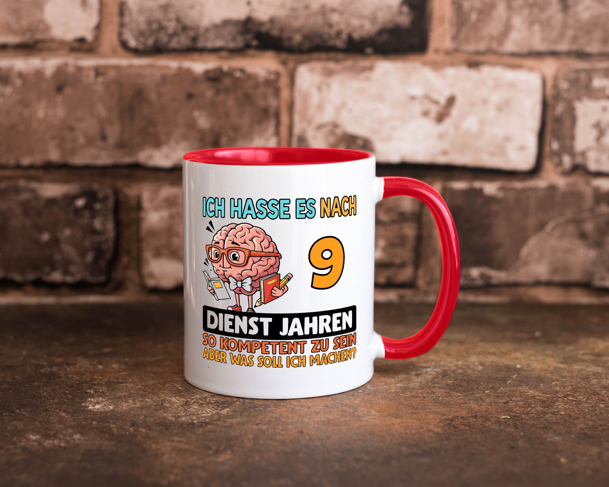 9 Dienstjahre | Arbeit Kompetent Humor Kollegen Büro Geschenkidee Tasse
