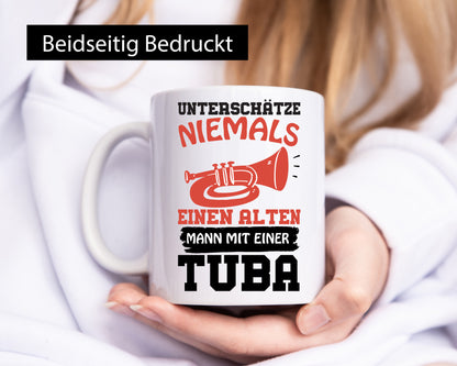 Alter Mann mit Tuba | Tubaspieler Tasse Musiker Witz Humor Geschenkidee