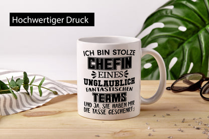 Ich bin stolze Chefin Humor Arbeit Kollegen Büro Geschenkidee Tasse