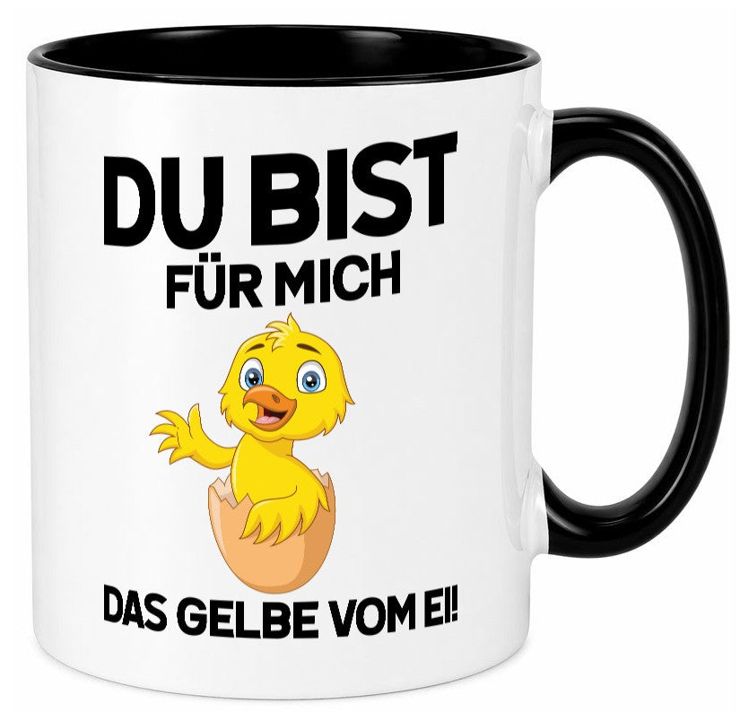 Das Gelbe vom Ei | süßes Küken Eierschale am Kopf Comic v2 lustiger Spruch Tasse