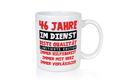 46 Jahre im Dienst | Jubiläum Arbeit v9 Geschenkidee Kollegen Büro Humor Tasse
