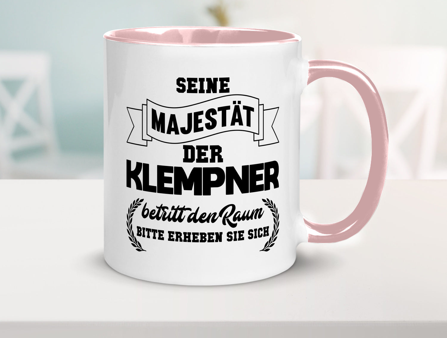 Der Klempner betritt den raum | Geschenk Humor Geschenkidee lustiger Spruch