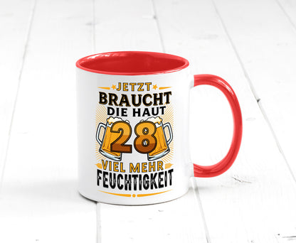28 braucht die haut mehr Feuchtigkeit | 28. Geburtstag Humor Geschenkidee Tasse