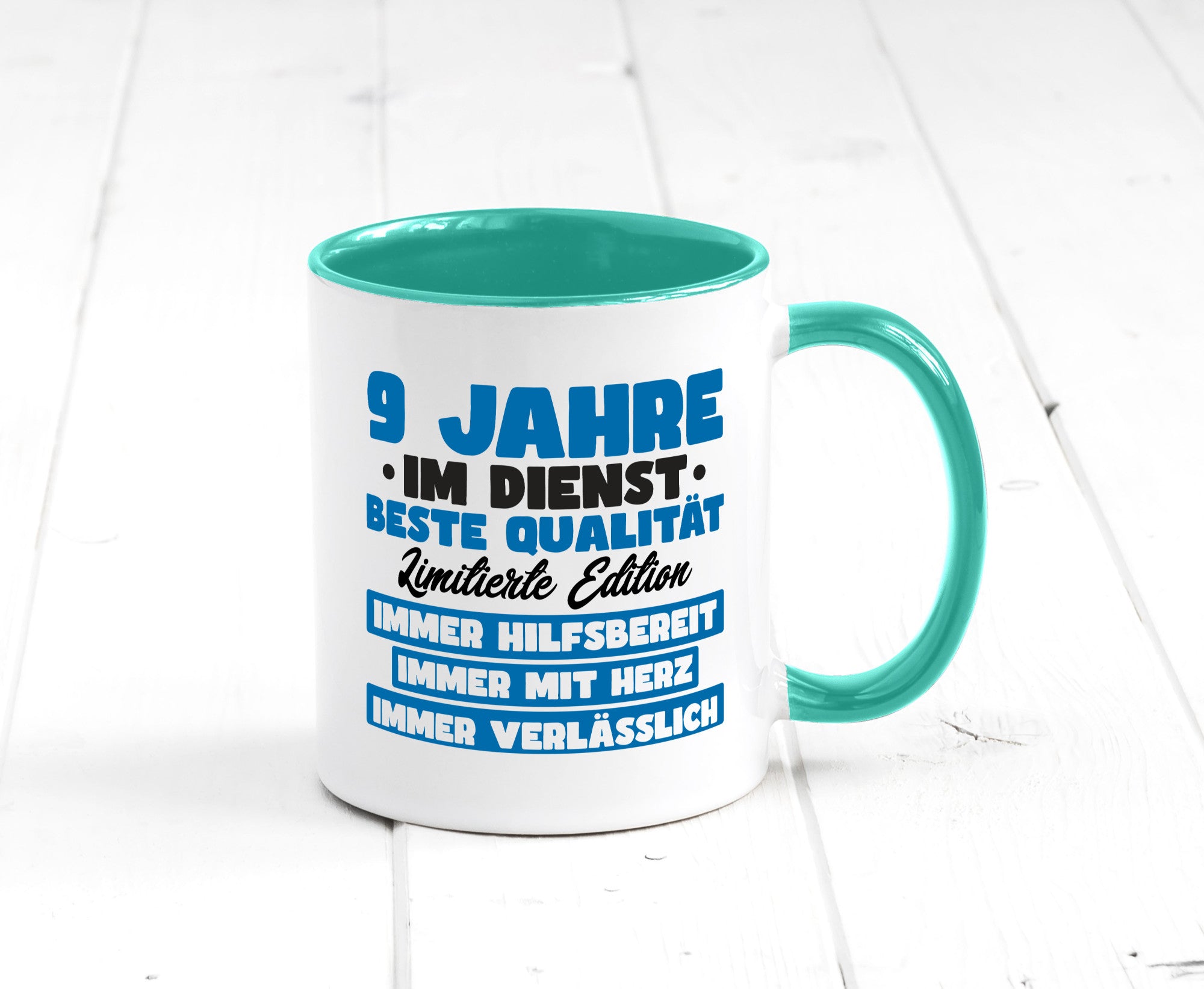 9 Jahre im Dienst | Jubiläum Arbeit v7 lustig Kollegen Büro Geschenk Tasse