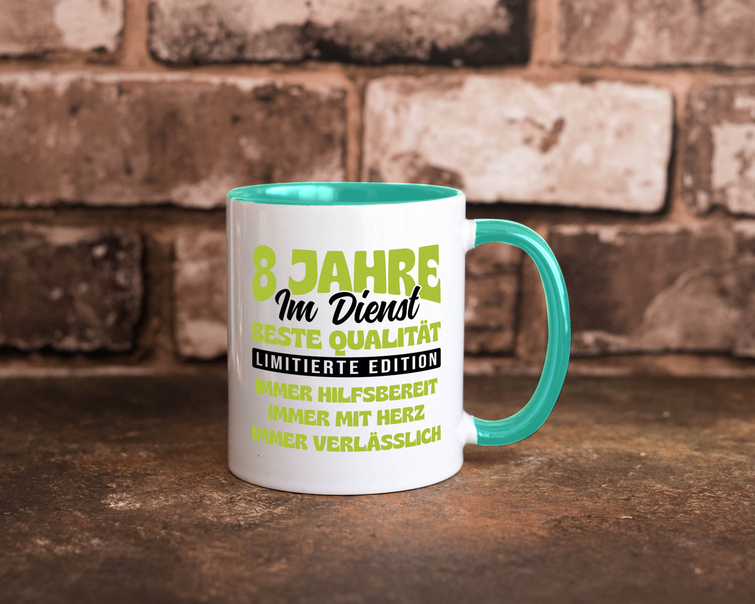 8 Jahre im Dienst | Jubiläum Arbeit v4 lustig Kollegen Büro Geschenk Tasse