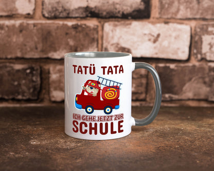 Bär in Feuerwehrauto | Tatü Tata Einschulung Tasse Humor Geschenkidee