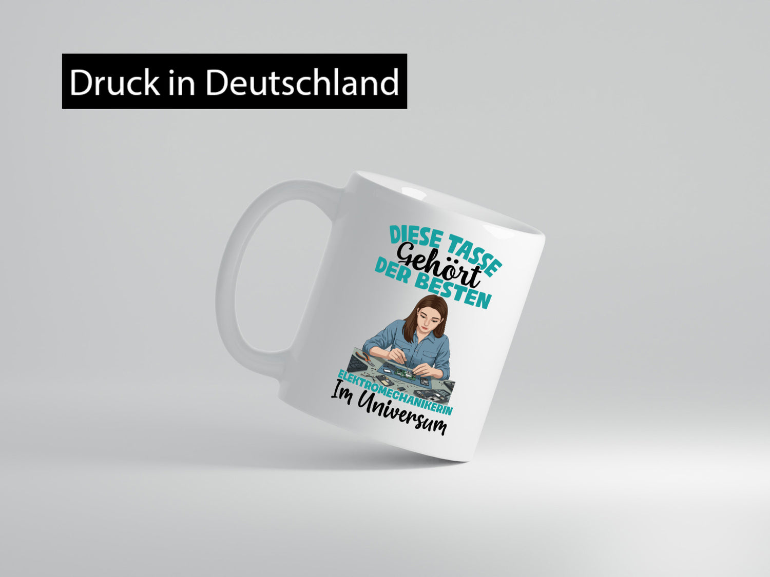 Im Universum: Elektromechanikerin | Mechanikerin lustig Humor Geschenkidee